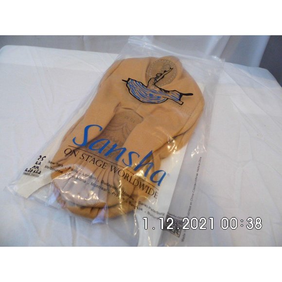 Sansha soft ballet shoes, pro 1C - Picture 3 of 3